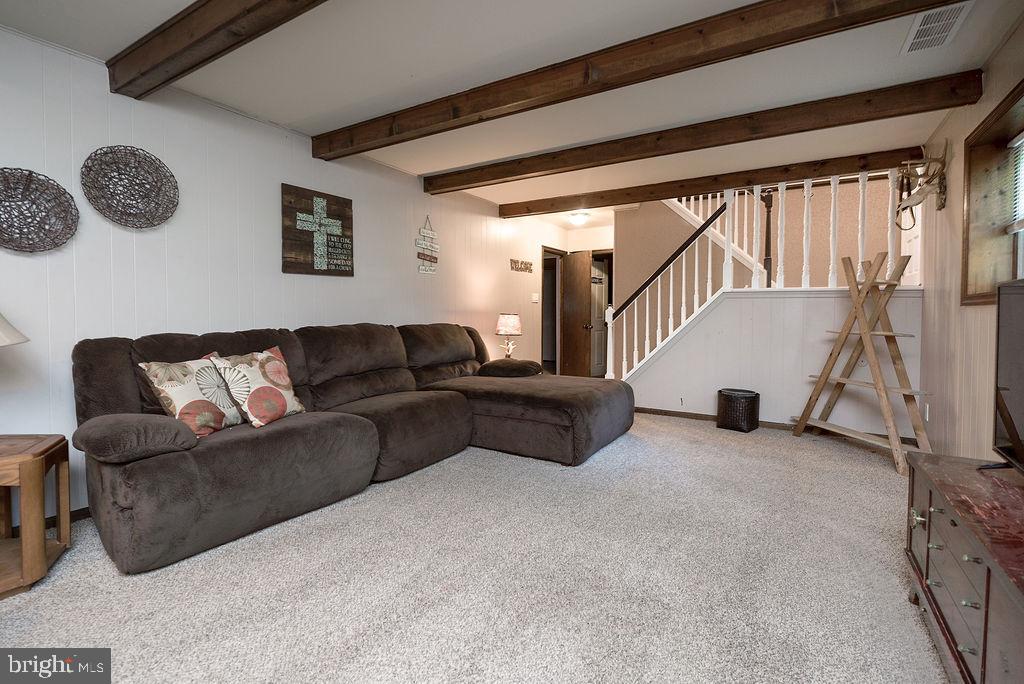 847 Maple Avenue Atco, NJ 08004 - Photo 25 of 42 Family Room