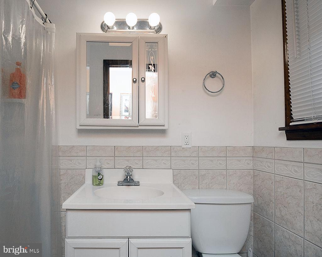 847 Maple Avenue Atco, NJ 08004 - Photo 27 of 42 Full Bath-Lower Level