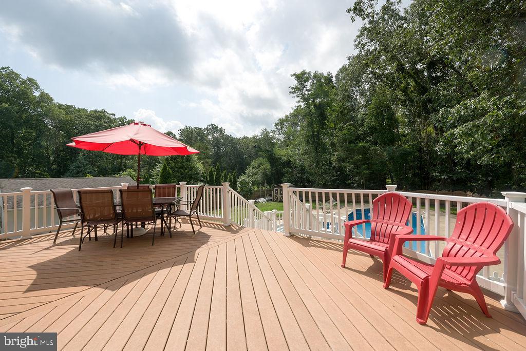 847 Maple Avenue Atco, NJ 08004 - Photo 31 of 42 Deck