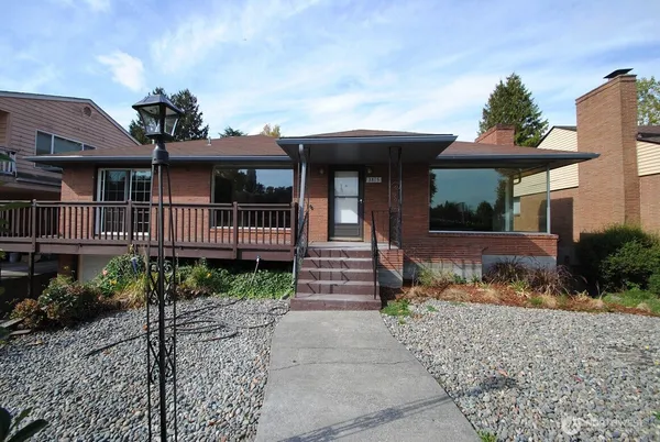 $4,475 | 3815 43rd Avenue South, Seattle, WA 98118