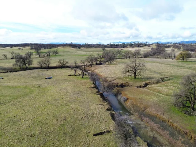 $600,000 | 299 East Drive, Bella Vista, CA 96008