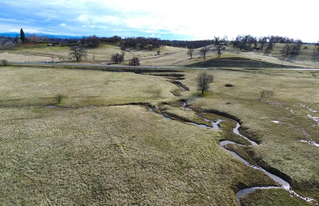 $600,000 | 299 East Drive, Bella Vista, CA 96008