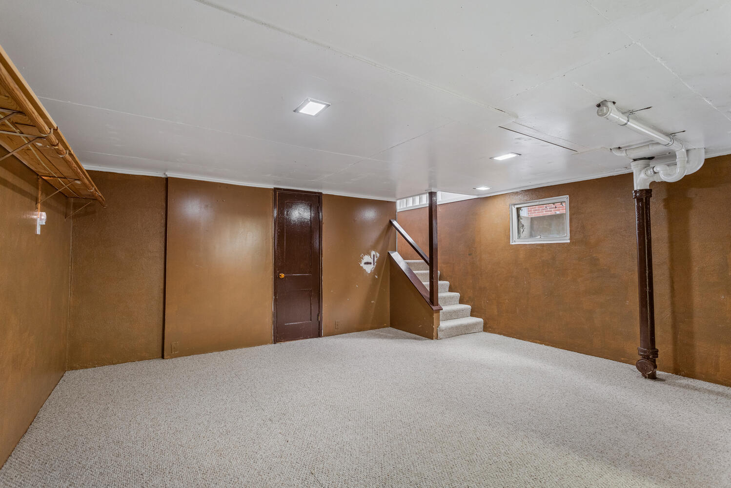 1111 West John Street Champaign, IL 61821 - Photo 28 of 39 a view of an empty room