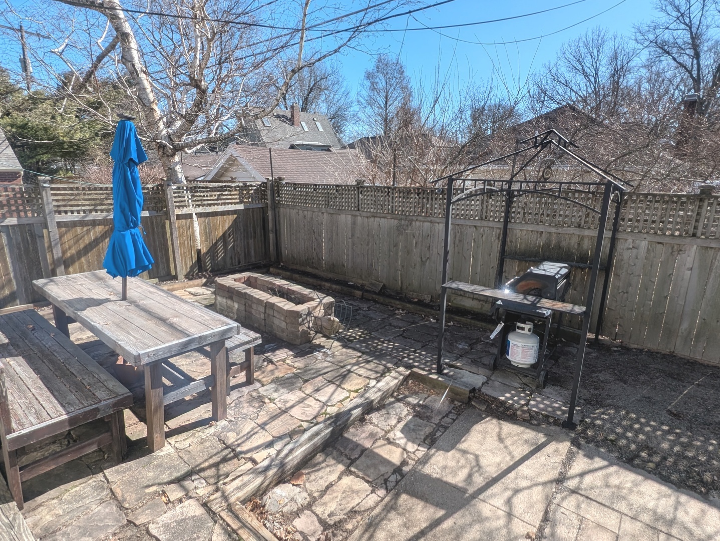 1111 West John Street Champaign, IL 61821 - Photo 36 of 39 a view of a backyard with sitting area