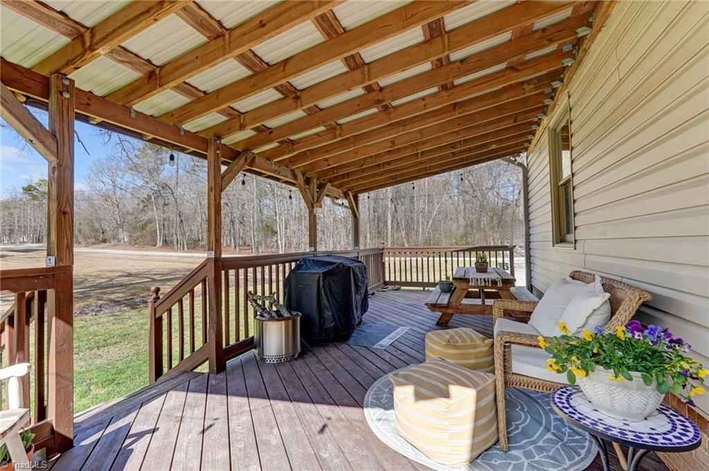 7002 Cruthis Road High Point, NC 27263 - Photo 24 of 32