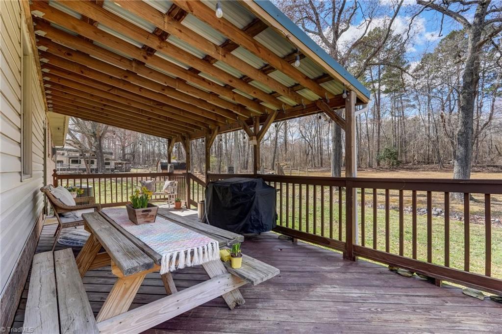 7002 Cruthis Road High Point, NC 27263 - Photo 25 of 32