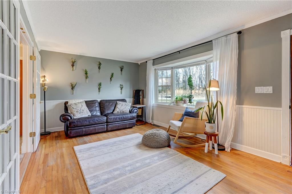 7002 Cruthis Road High Point, NC 27263 - Photo 7 of 32