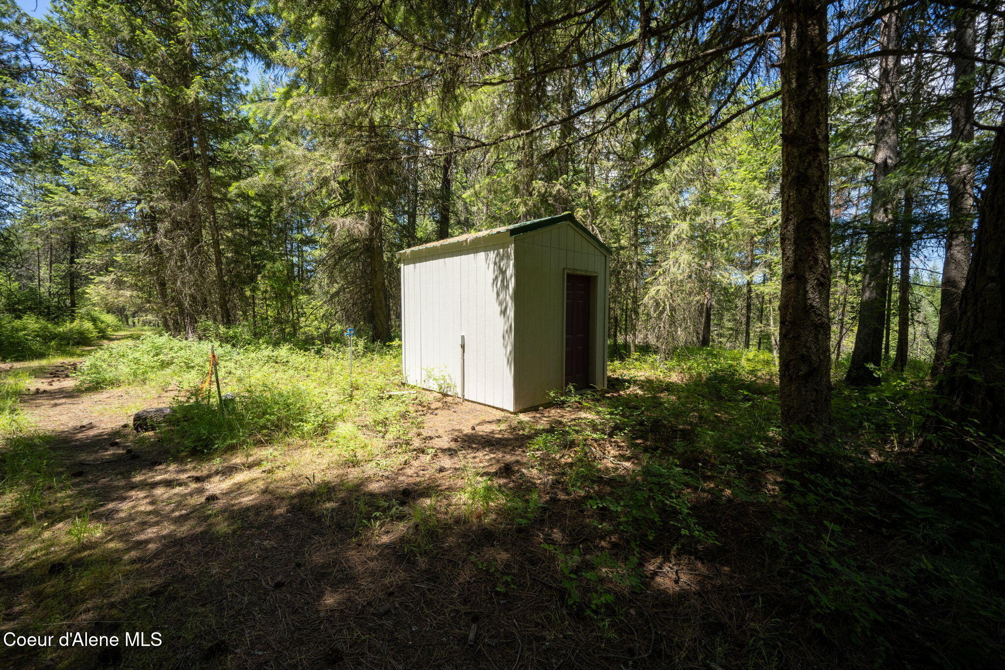 965 Trails End Road Athol, ID 83801 - Photo 13 of 26 Well Pump House w/ Pressure Tank