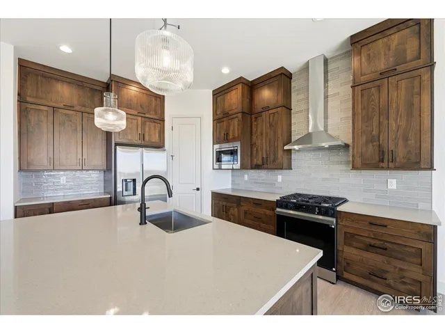 $848,376 | 823 Clydesdale Lane, Windsor, CO 80550