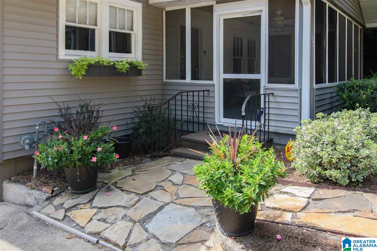 907 Irving Road Birmingham, AL 35209 - Photo 32 of 33