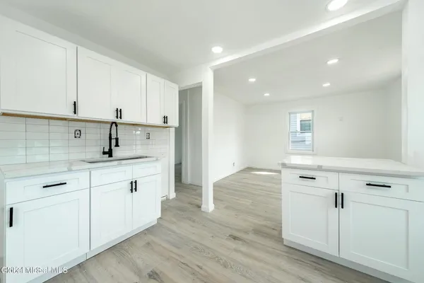 $180,000 | 24 Slater Street, Amsterdam, NY 12010