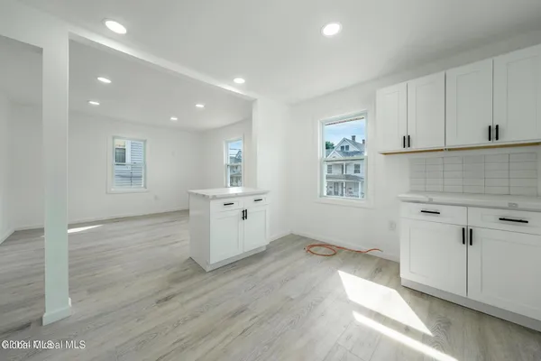$180,000 | 24 Slater Street, Amsterdam, NY 12010