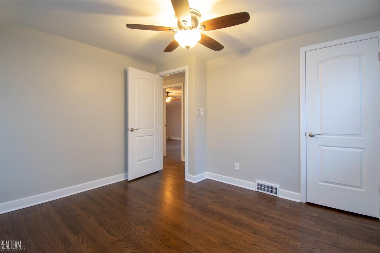 4494 Yorkshire Road Detroit, MI 48224 - Photo 15 of 29