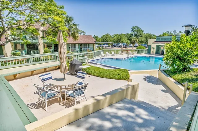 $189,900 | 189 Club House Boulevard, Unit 189, New Smyrna Beach, FL 32168