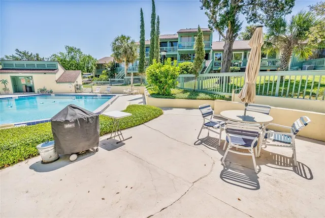 $189,900 | 189 Club House Boulevard, Unit 189, New Smyrna Beach, FL 32168