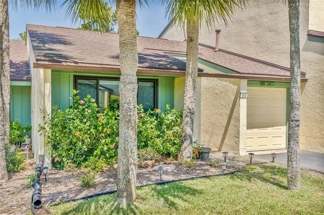 $189,900 | 189 Club House Boulevard, Unit 189, New Smyrna Beach, FL 32168