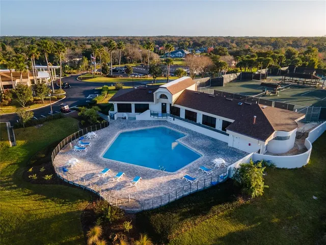 $189,900 | 189 Club House Boulevard, Unit 189, New Smyrna Beach, FL 32168