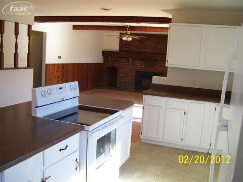 2184 East Frances Road Mount Morris, MI 48458 - Photo 5 of 14 20217172-4.JPG