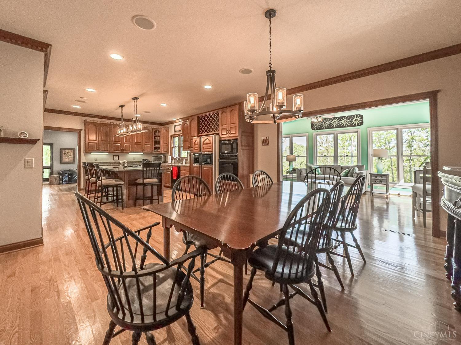 3831 Sunburst Ridge Lane Cincinnati, OH 45248 - Photo 15 of 44