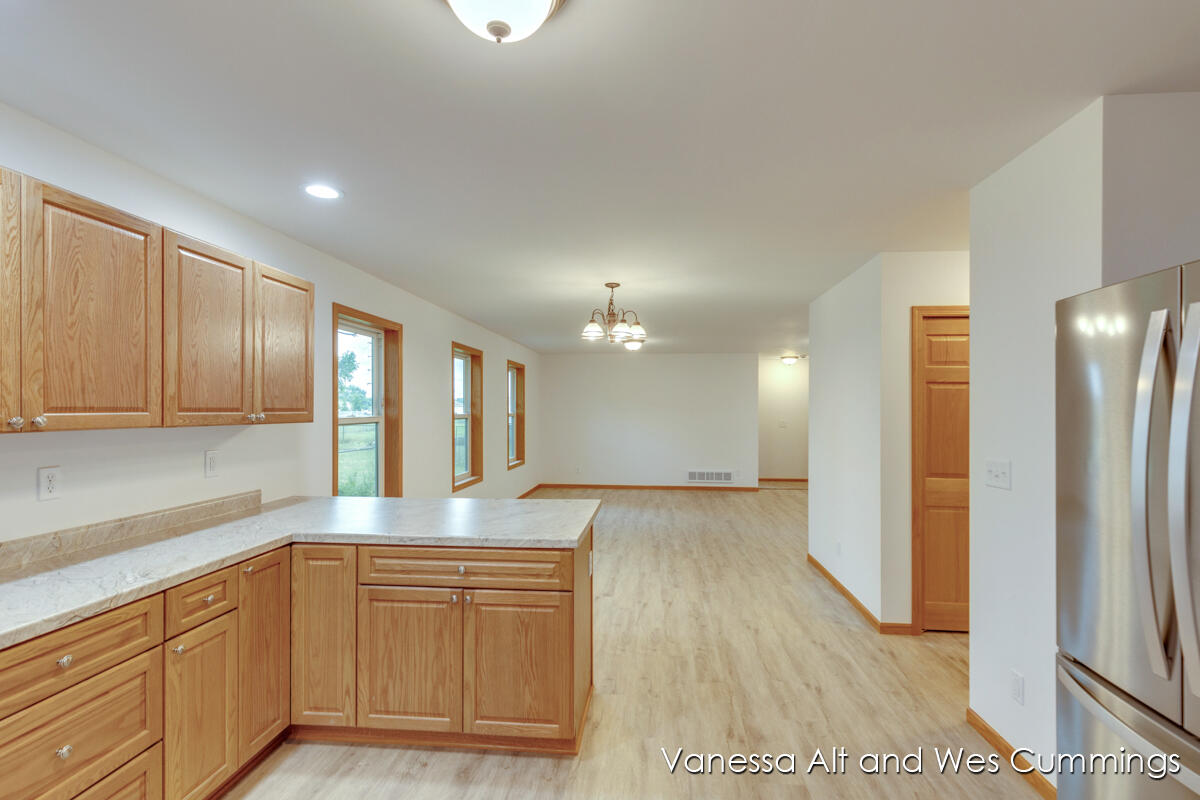 902 North York Street Belding, MI 48809 - Photo 13 of 38 IMG_1012