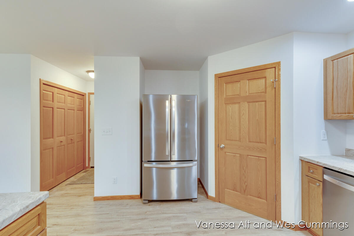 902 North York Street Belding, MI 48809 - Photo 14 of 38 IMG_1013