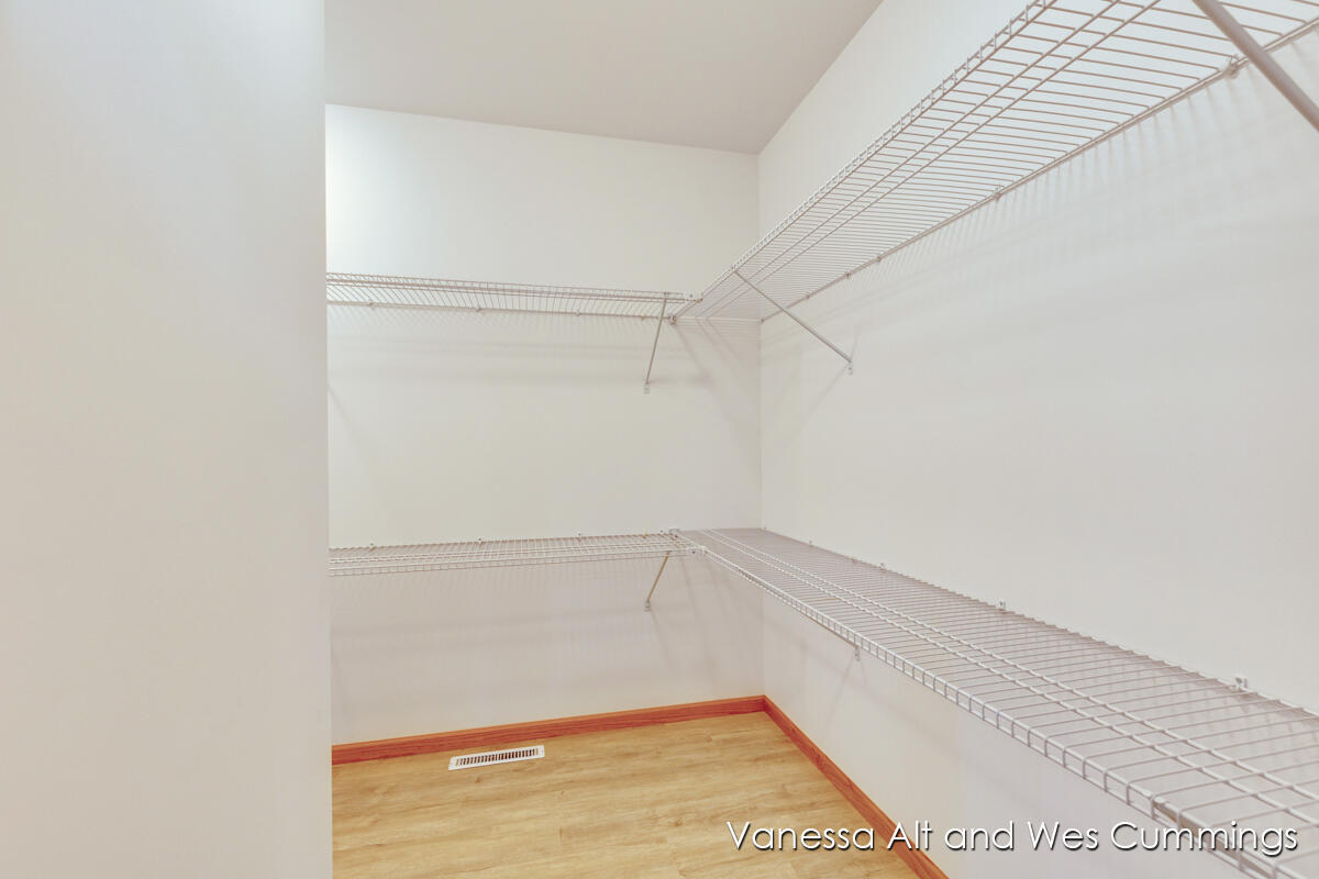 902 North York Street Belding, MI 48809 - Photo 15 of 38 IMG_1014