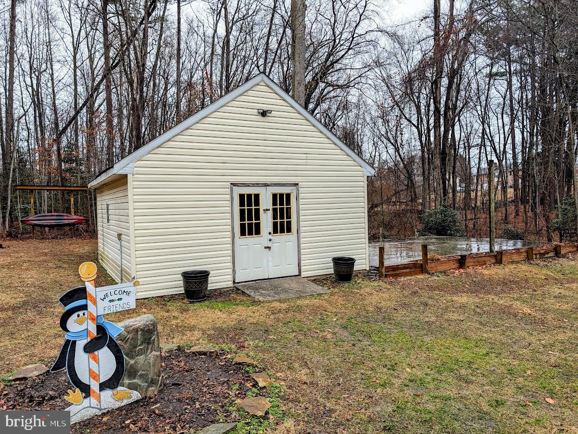 23209 Colton Point Road Avenue, MD 20609 - Photo 21 of 22
