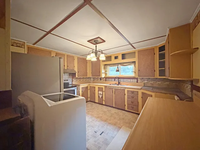 $120,000 | 11 West Street, Houlton, ME 04730