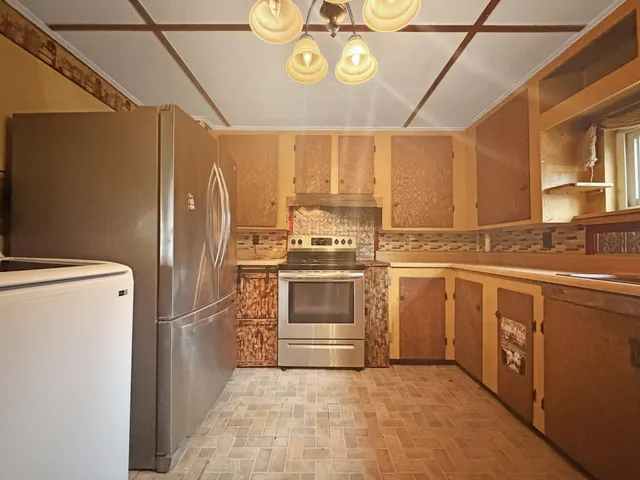 $120,000 | 11 West Street, Houlton, ME 04730