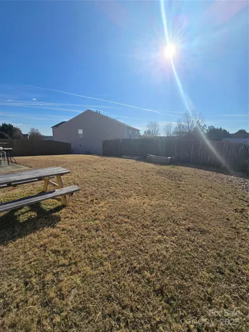 $325,000 | 11055 Thousand Oaks Drive, Huntersville, NC 28078