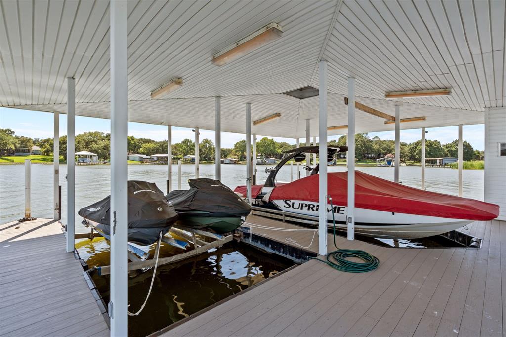 7145 Hickey Road Azle, TX 76020 - Photo 26 of 40 a outdoor space with chairs