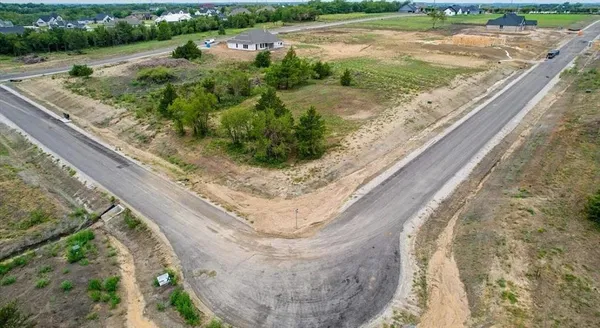 $230,000 | 264 Carly Lane, Van Alstyne, TX 75495
