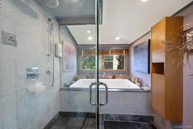 $50,000 | 1 Burkeshire Drive, Sag Harbor, NY 11963