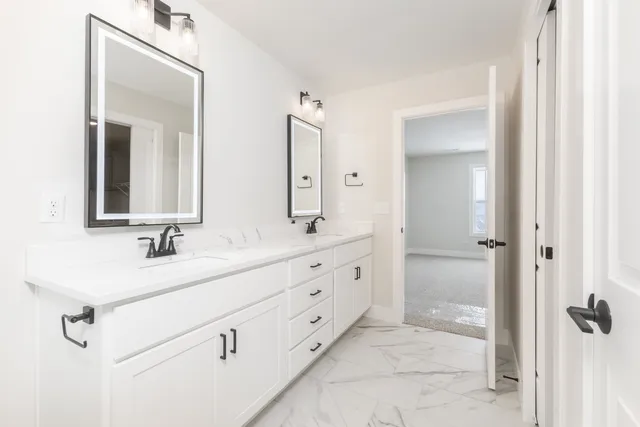 $524,900 | 5214 Belvedere Drive, Bloomington, IL 61705