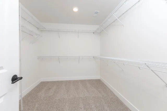 $524,900 | 5214 Belvedere Drive, Bloomington, IL 61705