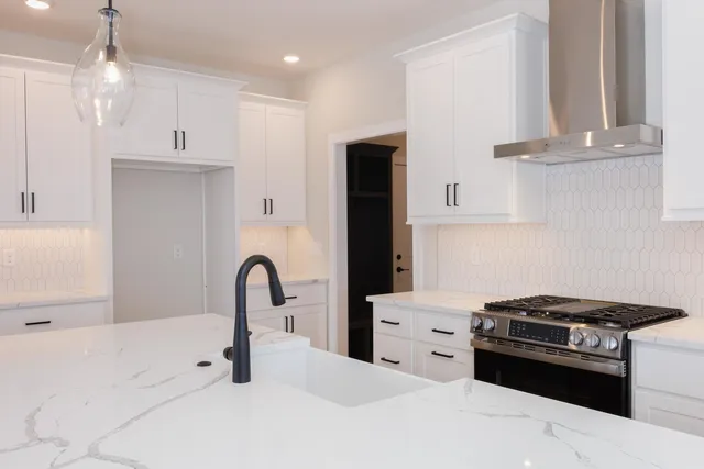 $524,900 | 5214 Belvedere Drive, Bloomington, IL 61705