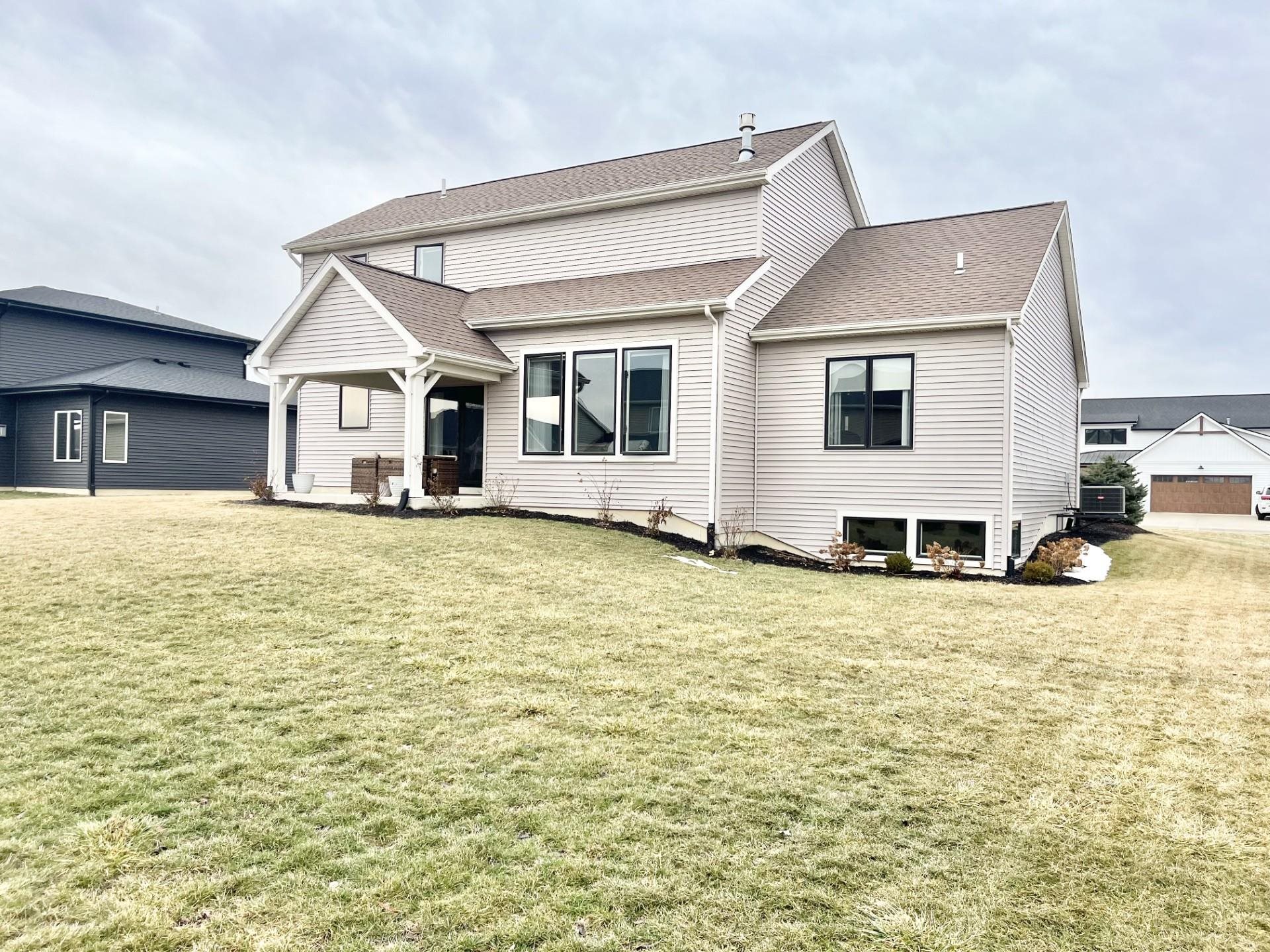 1743 Faircloud Drive Fort Wayne, IN 46814 - Photo 3 of 36