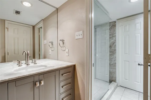 $1,500 | 3100 Cole Avenue, Unit 120, Dallas, TX 75204