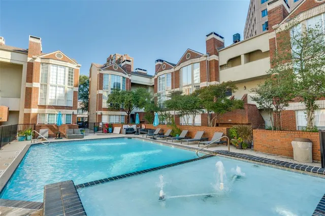 $1,500 | 3100 Cole Avenue, Unit 120, Dallas, TX 75204