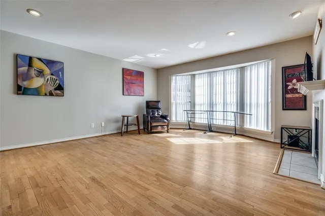 $1,500 | 3100 Cole Avenue, Unit 120, Dallas, TX 75204