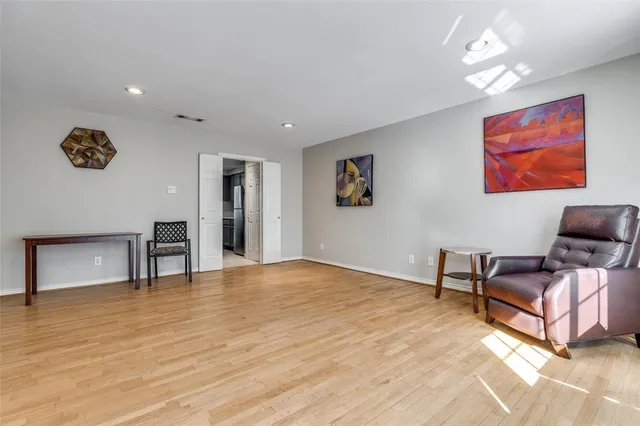 $1,500 | 3100 Cole Avenue, Unit 120, Dallas, TX 75204