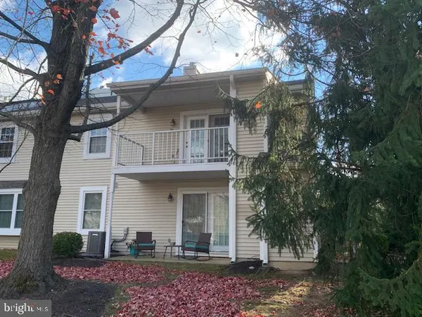$2,000 | 76 Belmont Station, Southampton, PA 18966