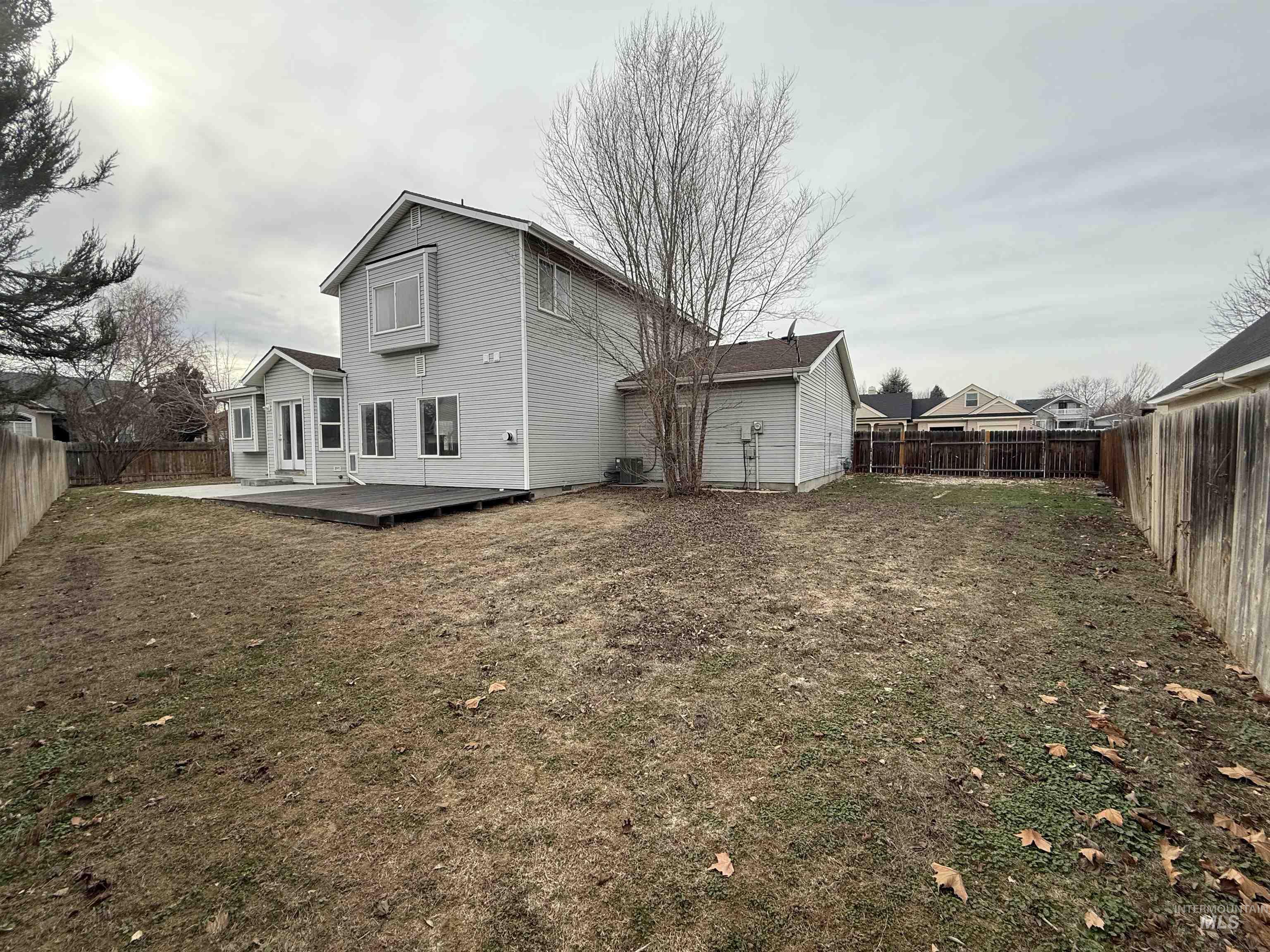 538 Morning Sun Drive Nampa, ID 83686 - Photo 26 of 28 Back of property featuring a fenced backyard