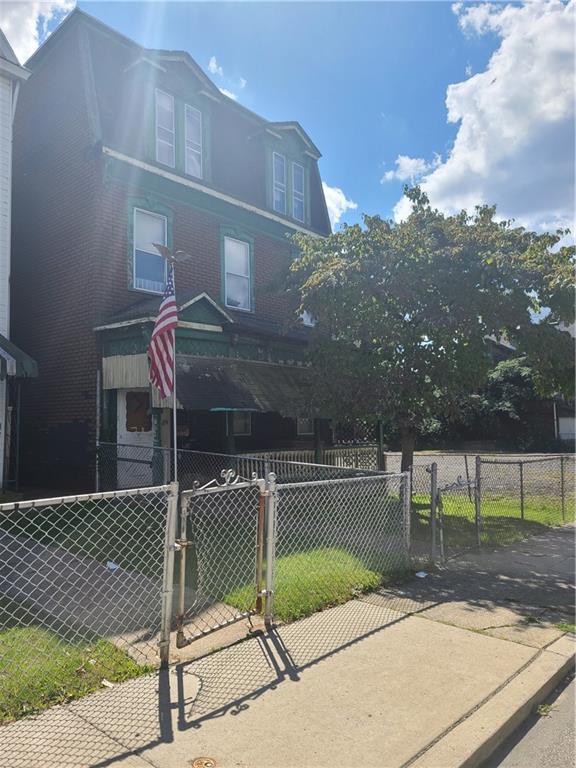 126 Rochelle Street Pittsburgh, PA 15210 - Photo 1 of 1 Gallery Image 1