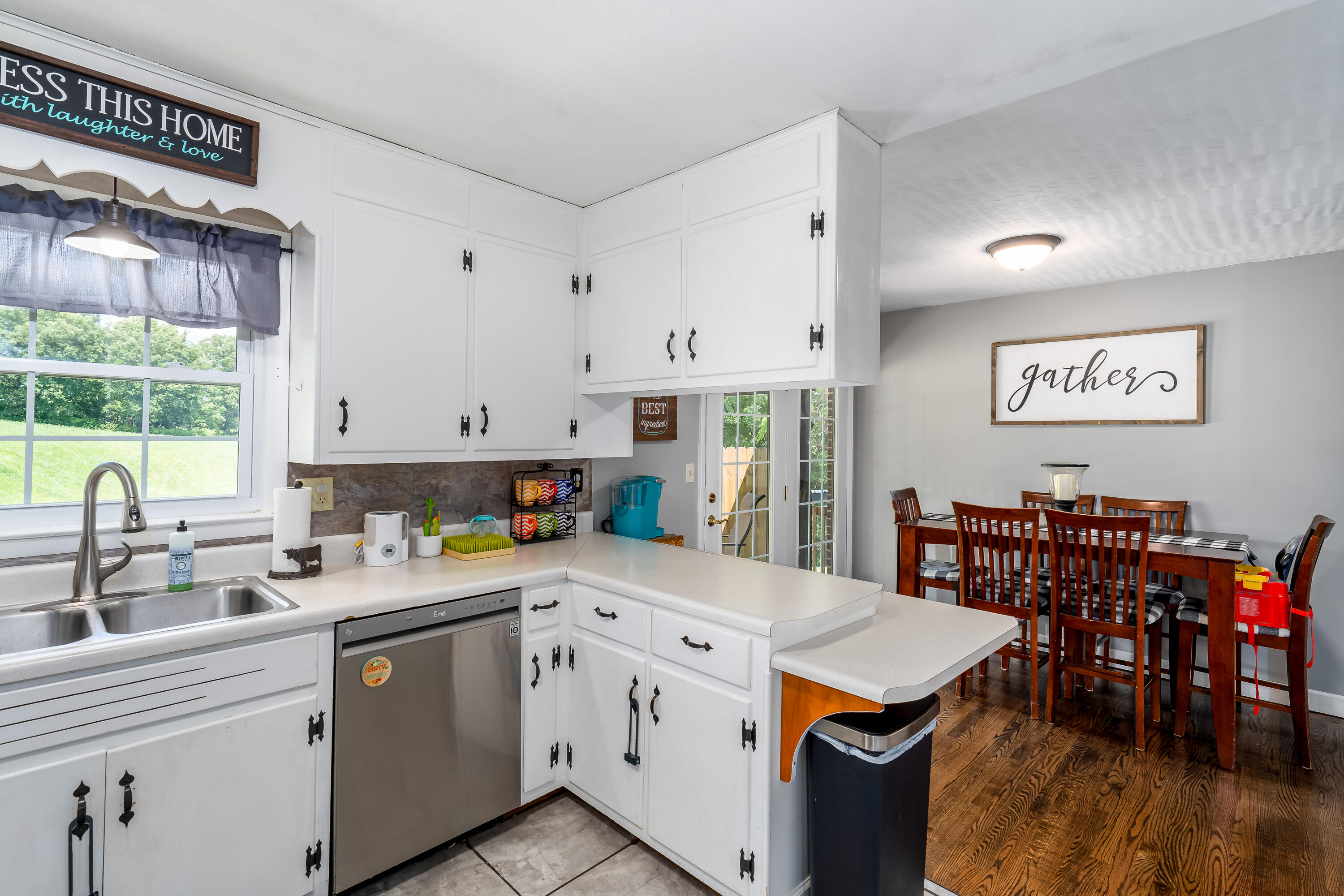 324 Hicks Road Piney Flats, TN 37686 - Photo 32 of 49 324 Hicks Road (38 of 62)