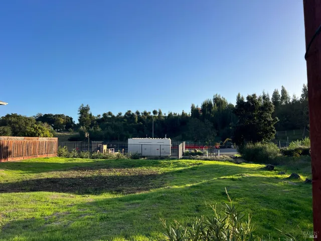 $199,000 | 2130 Vintage Circle, Santa Rosa, CA 95404