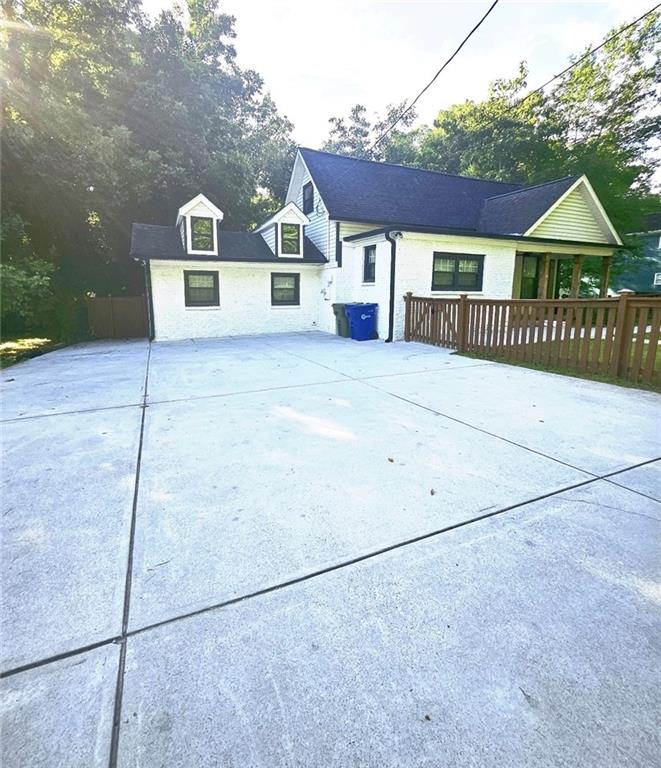 16 Johnson Road Northwest Atlanta, GA 30318 - Photo 2 of 25