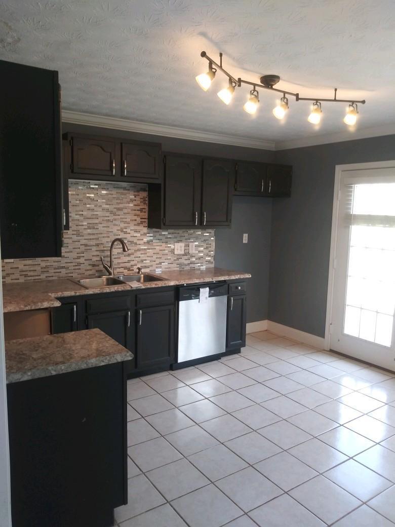 7173 Pisa Circle Corryton, TN 37721 - Photo 2 of 13 pisa kitchen 2 afer