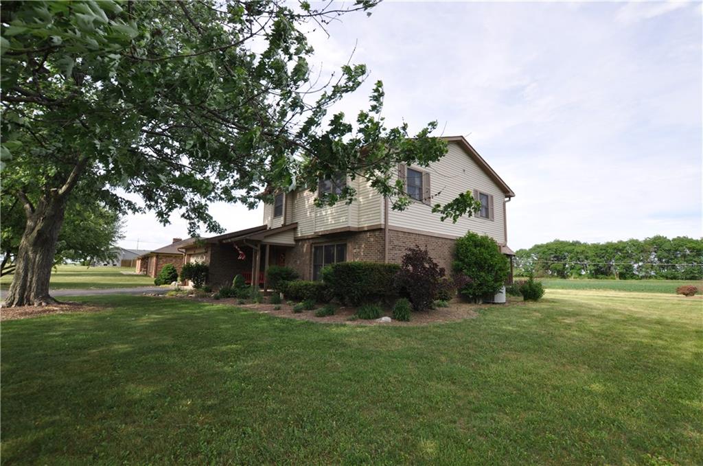 1925 John-Bart Road Lebanon, IN 46052 - Photo 2 of 40 Gallery Image 2