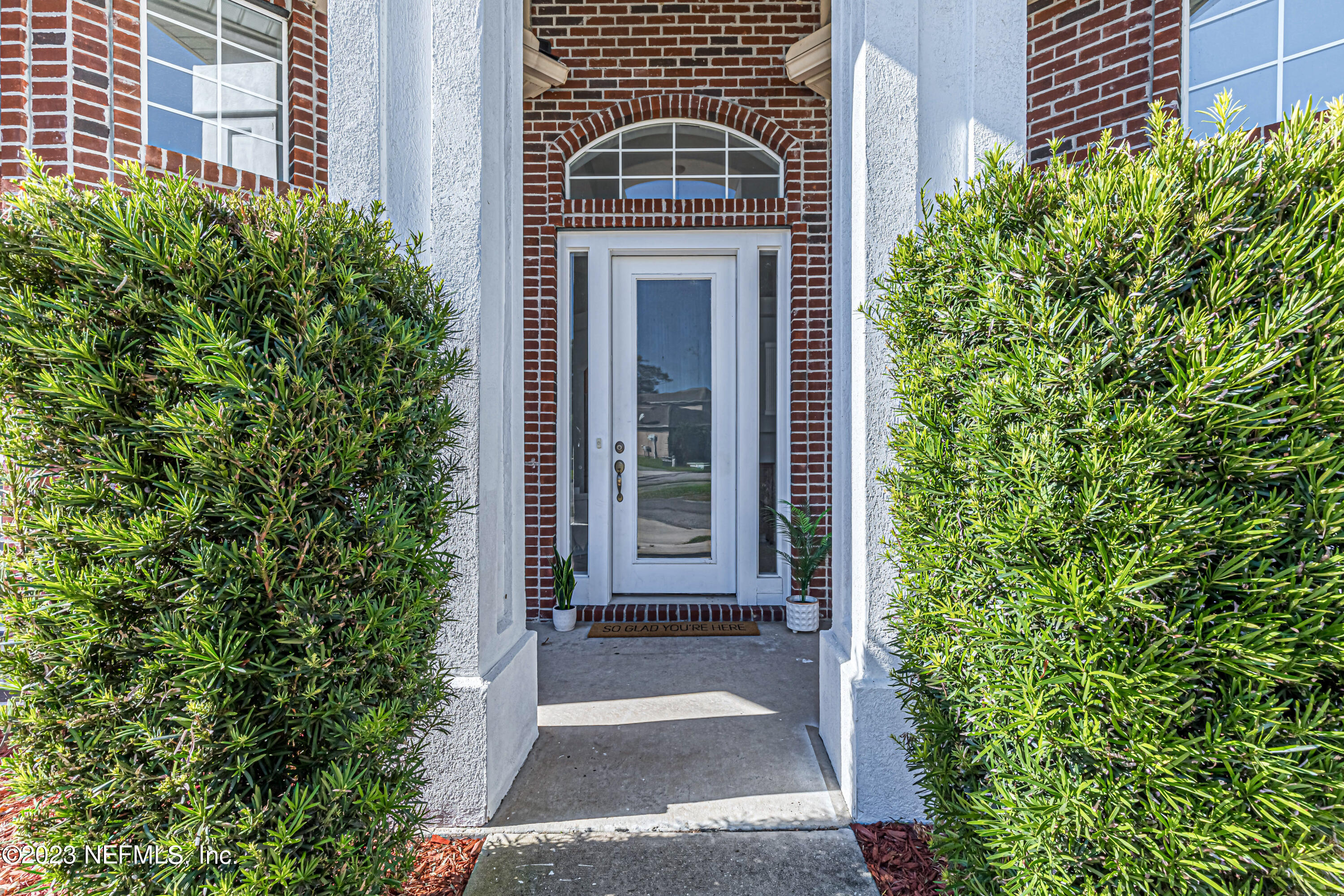 3795 Bedford Drive Middleburg, FL 32068 - Photo 3 of 54 front view of a house with a yard